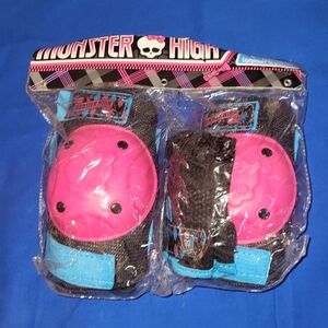 Monster high protective gear, bicycle, new sealed